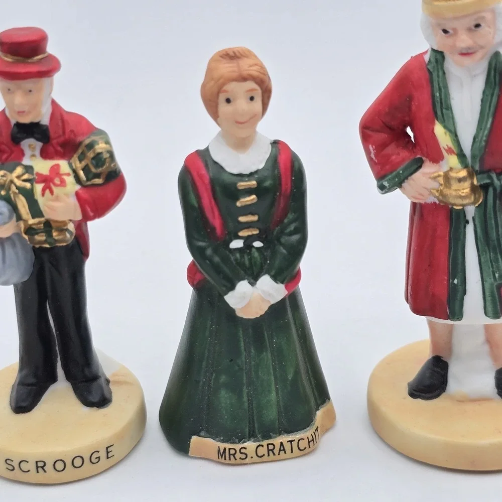 Vtg Christmas Village Figures Lot‎ Ceramic Miniature Scrooge Bob Tiny Tim